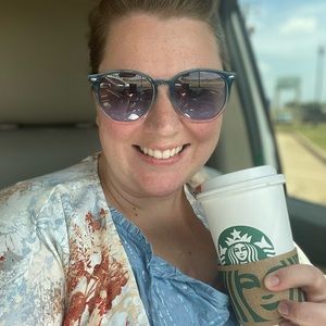 Meet your Posher, Christy